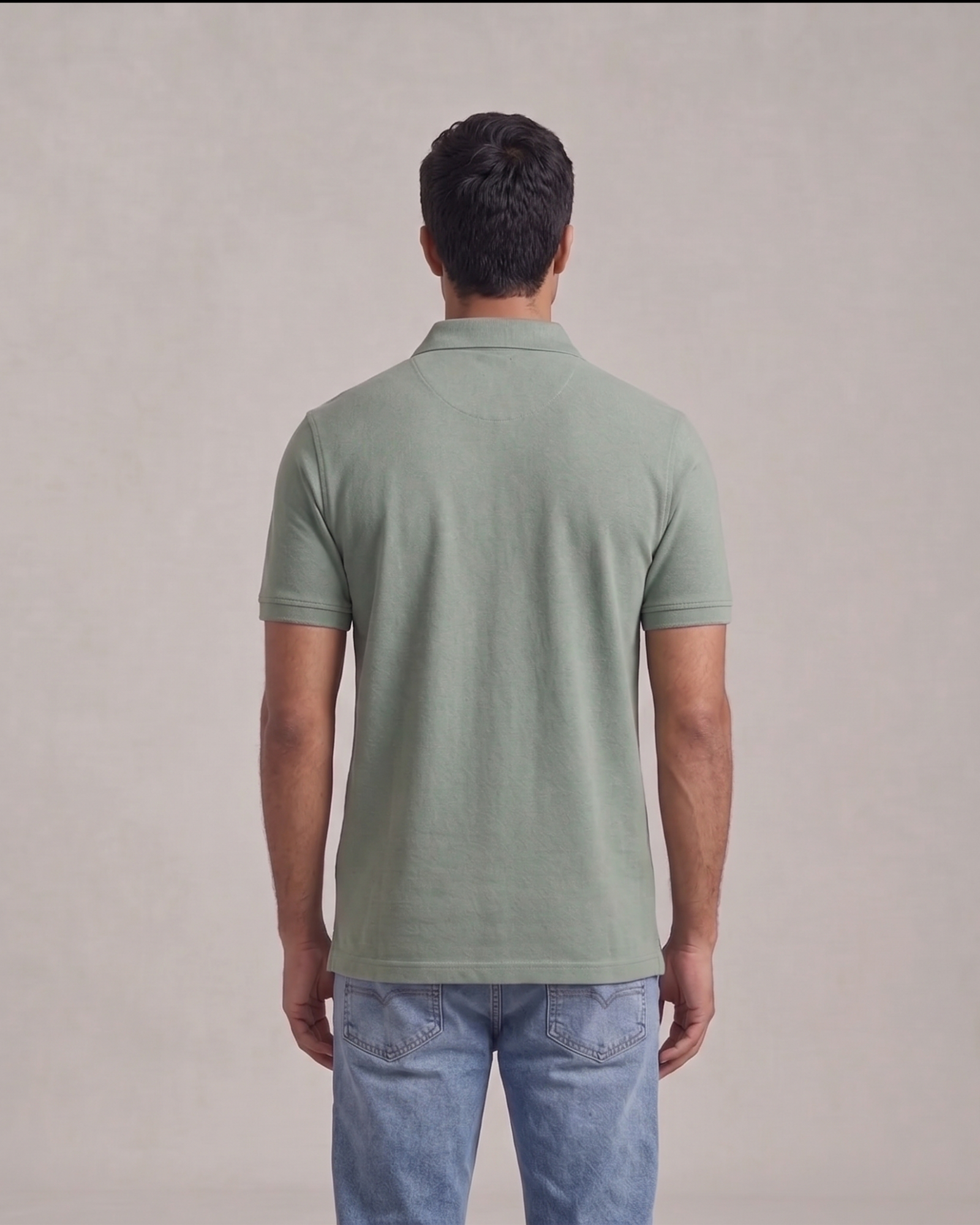 Round Neck